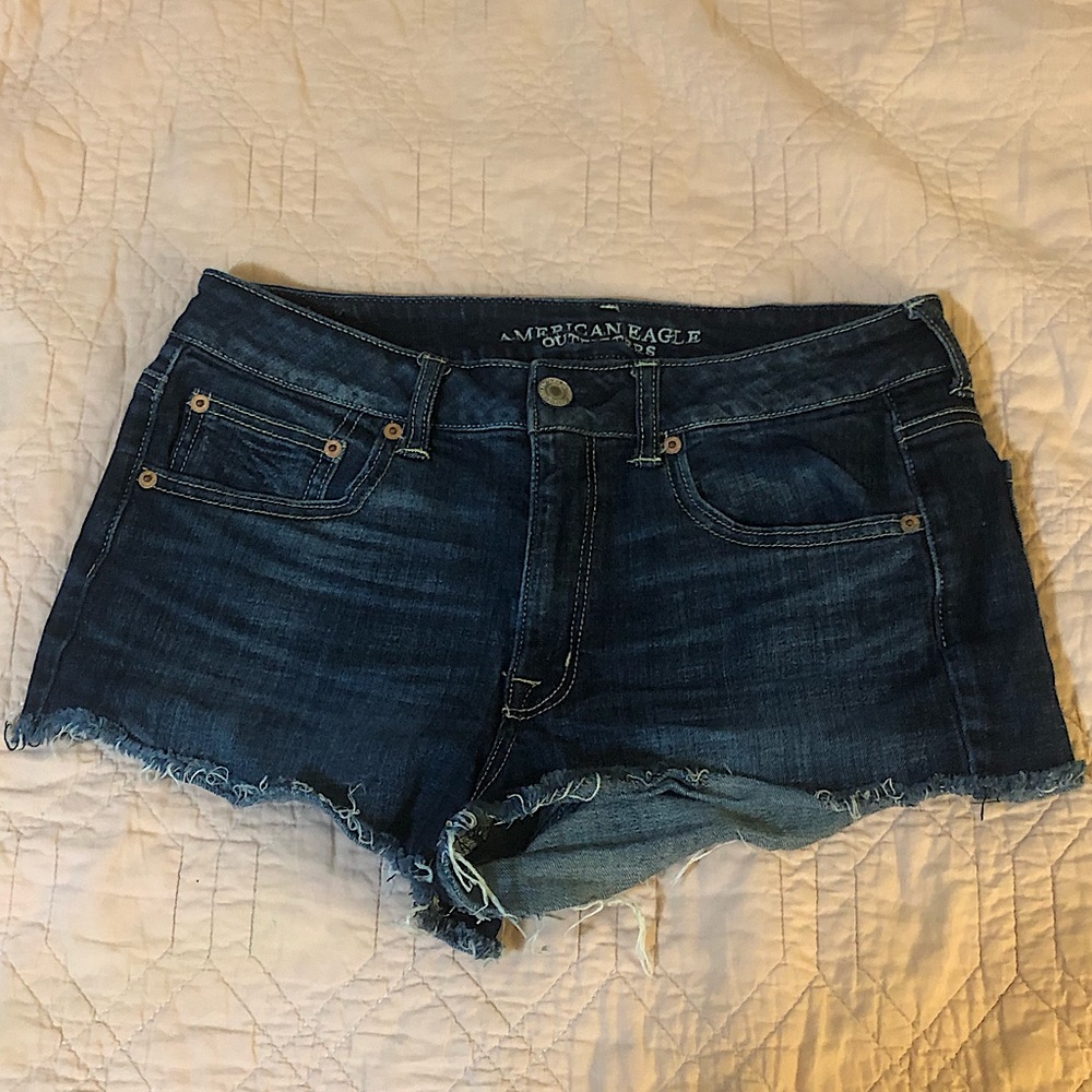 American Eagle stretch shortie